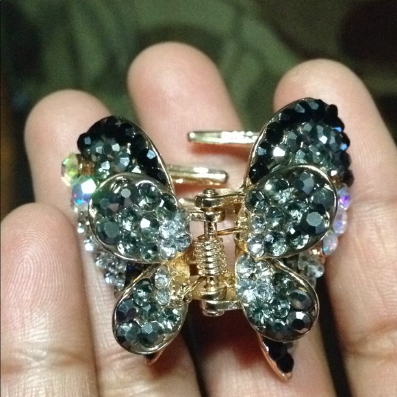 Black and white Rhinestone butterfly clip - Picture 1 of 5
